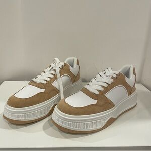 Fabletics The Lifestyle Sneakers Womens Size 10 Sand White High Sole Shoes NIB‎